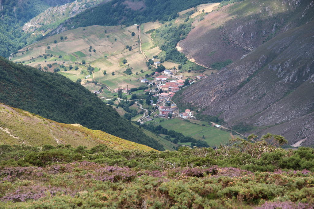 Hotel Rural Genestoso Buitenkant foto