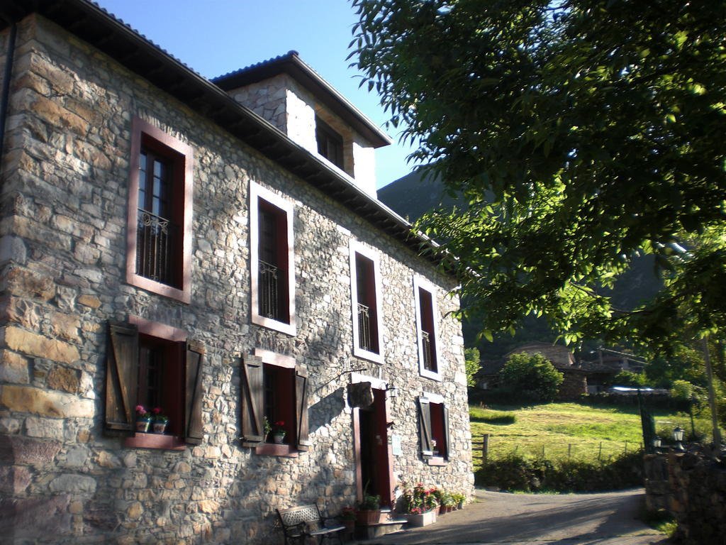 Hotel Rural Genestoso Buitenkant foto